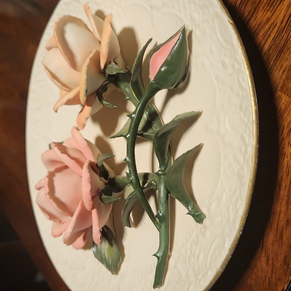 The Roses Of Capodimonte Limited Edition, Franklin Mint. ME5702 - Picture 2 of 3
